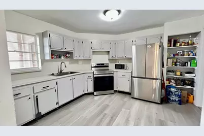 7 Greenway Village N #105, Royal Palm Beach, FL 33411 - Photo 9