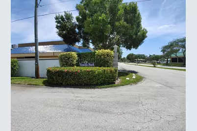 801 SE Central Parkway #7, Stuart, FL 34994 - Photo 3