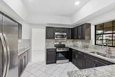 16101 SW 153rd Avenue, Miami, FL 33187 - Photo 15