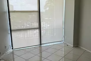800 Parkview Dr, Hallandale Beach, FL 33009 - Photo 5
