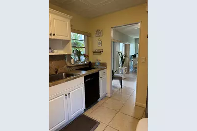 7 N Greenway Vlg Village N #107, Royal Palm Beach, FL 33411 - Photo 5