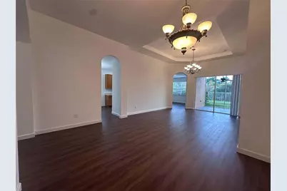 10931 SW Dunhill Court SW, Port Saint Lucie, FL 34987 - Photo 5