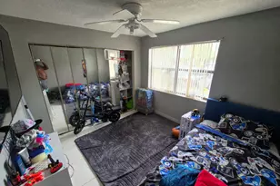 7620 NW 38th Ct, Sunrise, FL 33351 - Photo 17