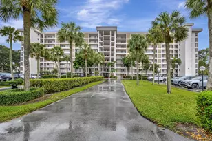 3050 N Palm Aire Dr, Pompano Beach, FL 33069 - Photo 29