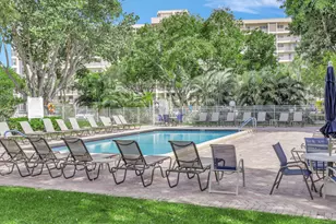 3050 N Palm Aire Dr, Pompano Beach, FL 33069 - Photo 31