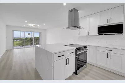 3050 N Palm Aire Drive #704, Pompano Beach, FL 33069 - Photo 7