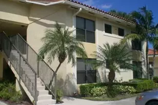 1477 Lake Crystal Dr, West Palm Beach, FL 33411 - Photo 1