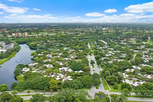108 1st Terrace, Palm Beach Gardens, FL 33418 - Photo 5
