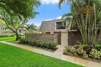 108 1st Terrace, Palm Beach Gardens, FL 33418 - Photo 3