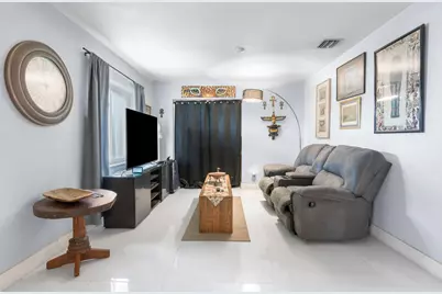 2126 Washington Street, Hollywood, FL 33020 - Photo 13