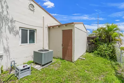 2126 Washington Street, Hollywood, FL 33020 - Photo 25
