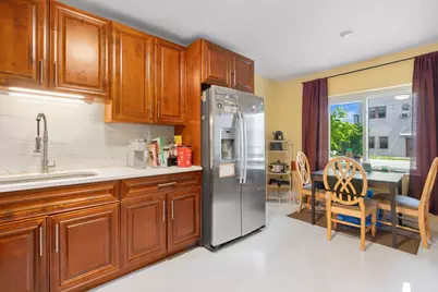 2126 Washington Street, Hollywood, FL 33020 - Photo 3