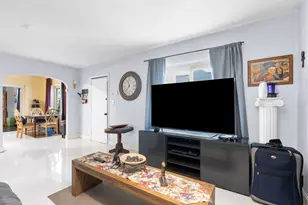 2126 Washington St, Hollywood, FL 33020 - Photo 9