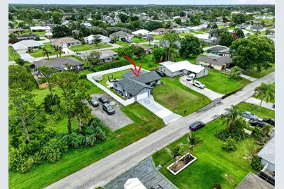 641 SE Streamlet Avenue, Port Saint Lucie, FL 34983 - Photo 5