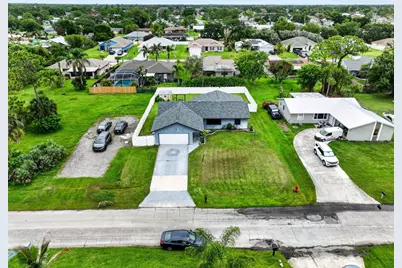 641 SE Streamlet Avenue, Port Saint Lucie, FL 34983 - Photo 3