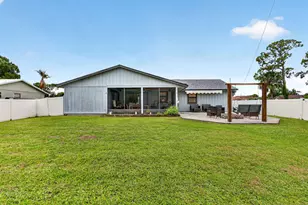 641 SE Streamlet Ave, Port Saint Lucie, FL 34983 - Photo 11