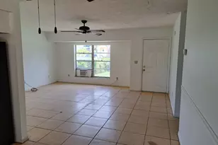 267 SW Moselle Ave, Port Saint Lucie, FL 34984 - Photo 3