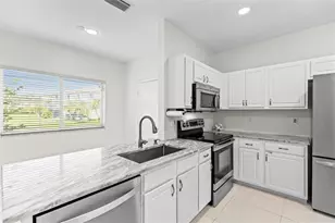 4722 Lago Vista Dr, Coconut Creek, FL 33073 - Photo 11
