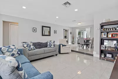 10476 NW 3rd Street, Plantation, FL 33324 - Photo 9