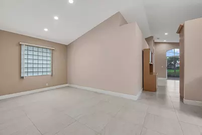 9529 Cherry Blossom Terrace, Boynton Beach, FL 33437 - Photo 7