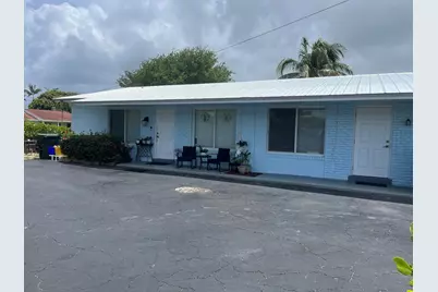 198 NE 28th Street, Boca Raton, FL 33431 - Photo 1