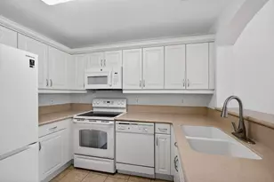 6549 Diamond Springs Terrace, West Palm Beach, FL 33411 - Photo 9