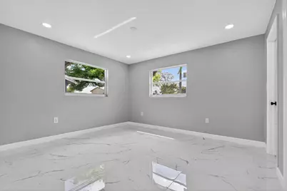245 SW 11th Avenue, South Bay, FL 33493 - Photo 15
