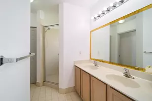2052 Oakhurst Way, Riviera Beach, FL 33404 - Photo 9