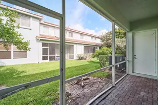 2052 Oakhurst Way, Riviera Beach, FL 33404 - Photo 21