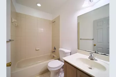 2052 Oakhurst Way, Riviera Beach, FL 33404 - Photo 13