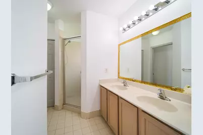 2052 Oakhurst Way, Riviera Beach, FL 33404 - Photo 9