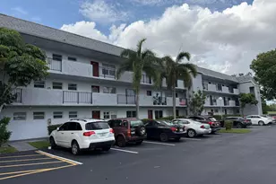 8105 NW 61st St, Tamarac, FL 33321 - Photo 3