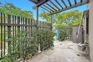 11313 NW 15th St, Pembroke Pines, FL 33026 - Photo 9