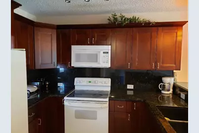 899 SE 2nd Avenue #218, Deerfield Beach, FL 33441 - Photo 3