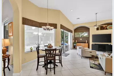 7039 Brunswick Circle, Boynton Beach, FL 33472 - Photo 21