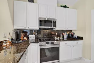 7039 Brunswick Cir, Boynton Beach, FL 33472 - Photo 23