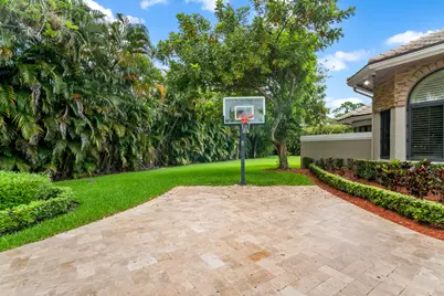 7520 NW 50th Court, Coral Springs, FL 33067 - Photo 73