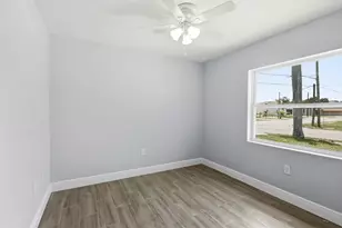 2955 Dunbar St, Fort Myers, FL 33916 - Photo 15