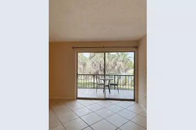 872 SW 9th Street Circle #201, Boca Raton, FL 33486 - Photo 9