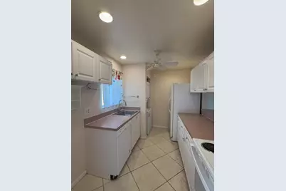 872 SW 9th Street Circle #201, Boca Raton, FL 33486 - Photo 13