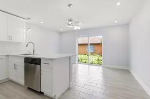 2955 Dunbar St, Fort Myers, FL 33916 - Photo 5