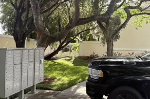 11500 NW 33rd St, Sunrise, FL 33323 - Photo 13