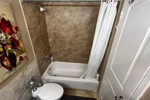 26 Diplomat Pkwy, Hallandale, FL 33009 - Photo 7