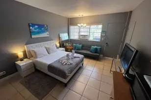 26 Diplomat Pkwy, Hallandale, FL 33009 - Photo 11