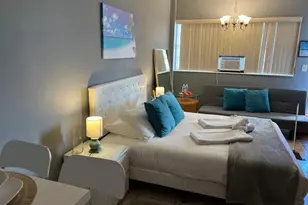 26 Diplomat Pkwy, Hallandale, FL 33009 - Photo 3