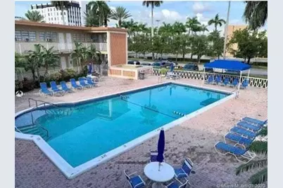 26 Diplomat Parkway, Hallandale, FL 33009 - Photo 3