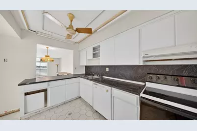 1100 NE 191st Street #44, Miami, FL 33179 - Photo 11