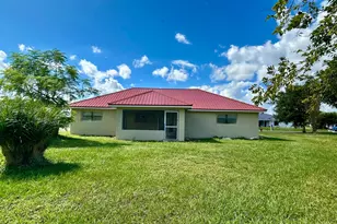 328 W Sugarland Cir, Clewiston, FL 33440 - Photo 13
