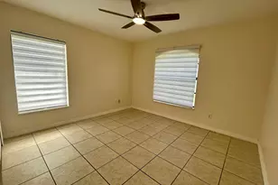 328 W Sugarland Cir, Clewiston, FL 33440 - Photo 7