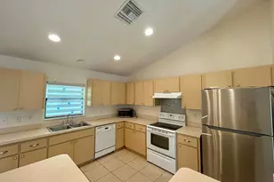 328 W Sugarland Cir, Clewiston, FL 33440 - Photo 15